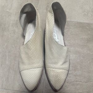 Free People Cream D’Orsay Pointed toe snakeskin leather
